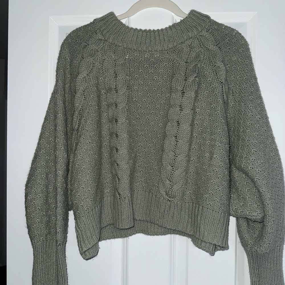 Cozy Olive Wide Armed Cable Knit Sweater